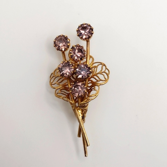 Jewelry - Vtg. Mid Century 10k Gold Bouquet Brooch, Purple Lavender Rhinestones